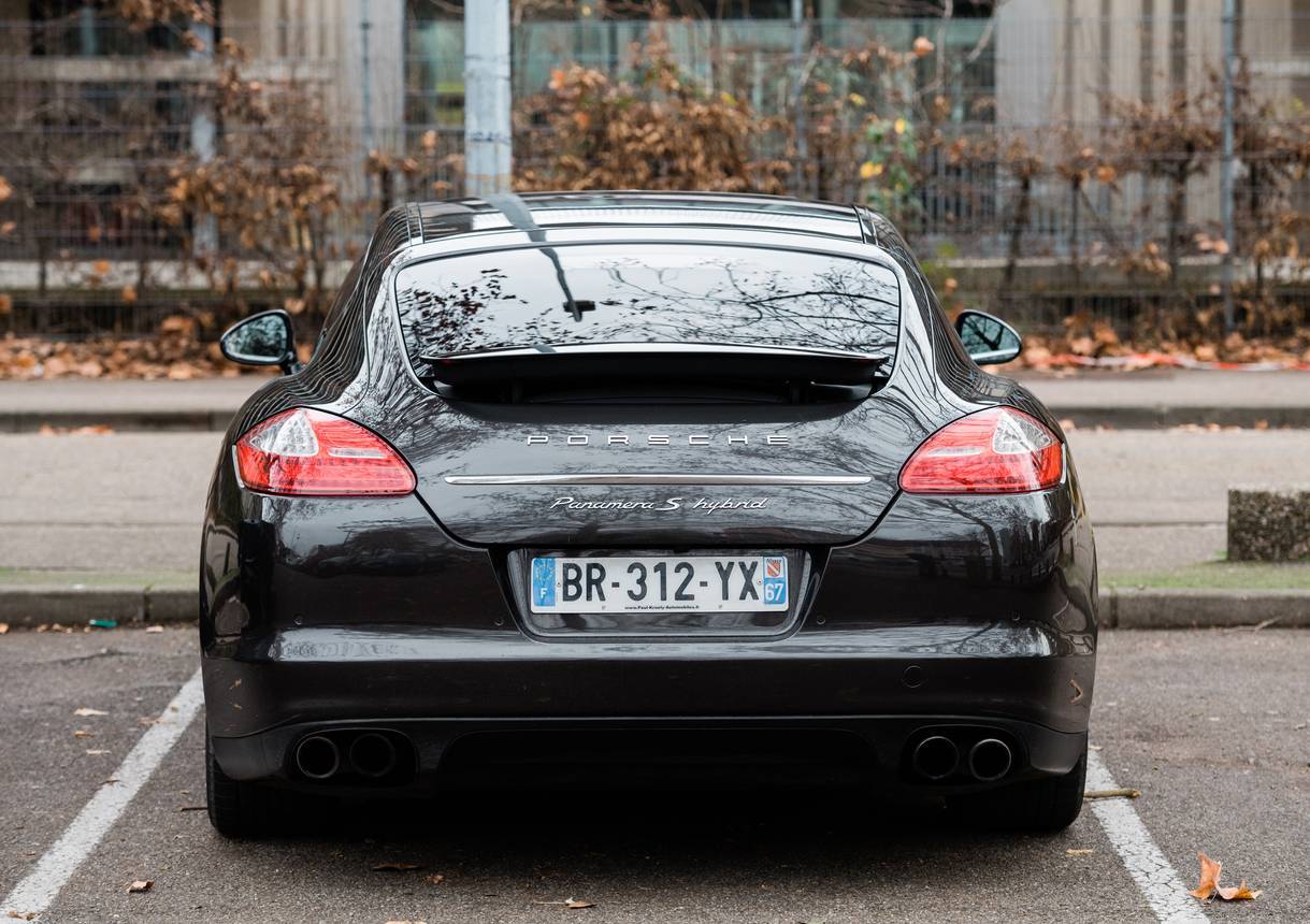 voiture plaque immatriculation 